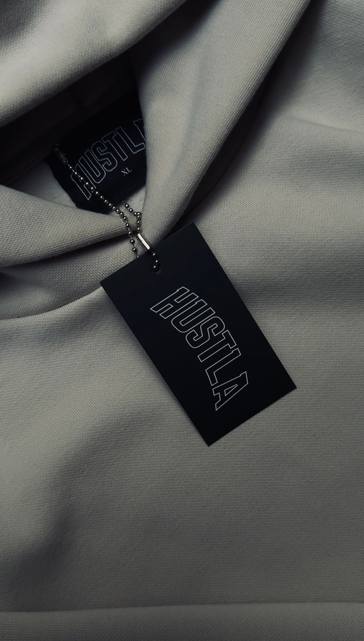 SIGNATURE HOODIE - CREAM