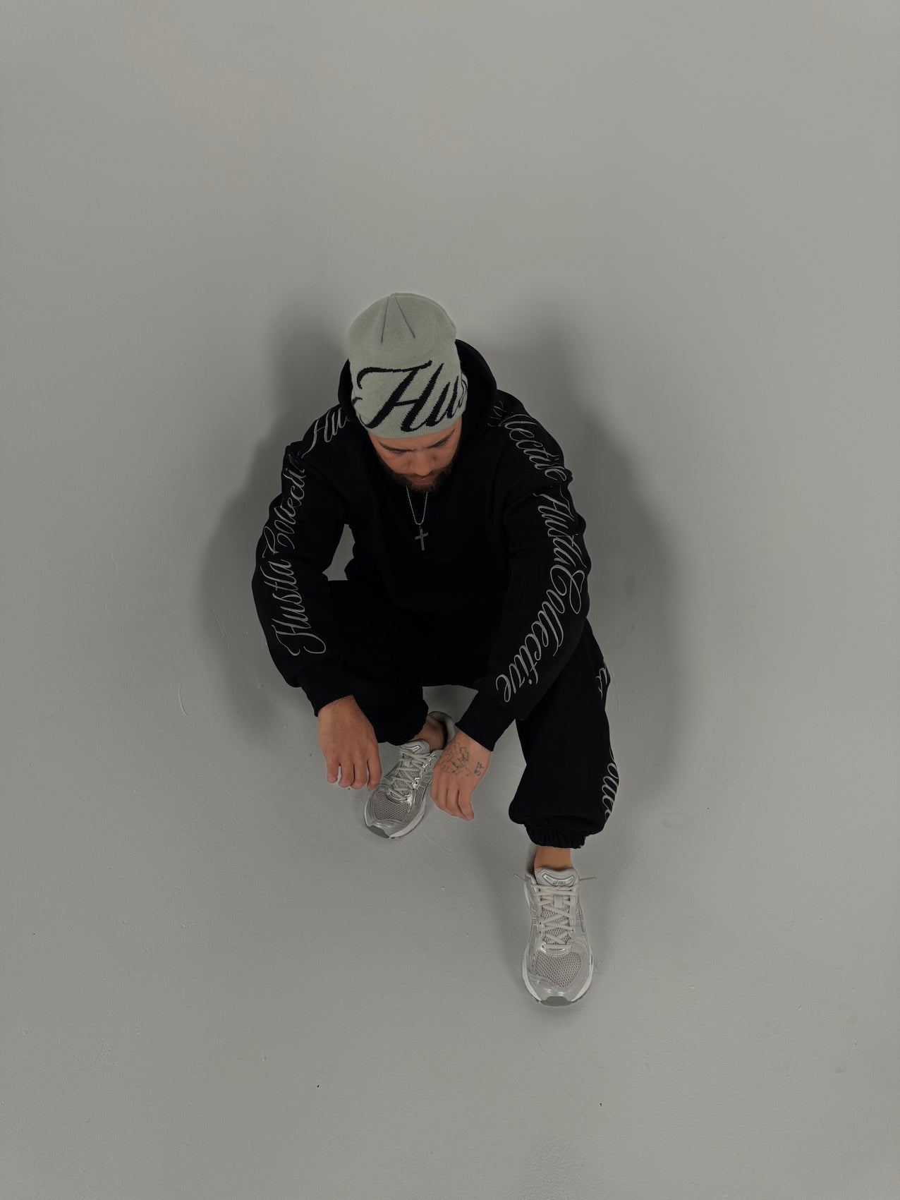 Signature Beanie - Grey & Black