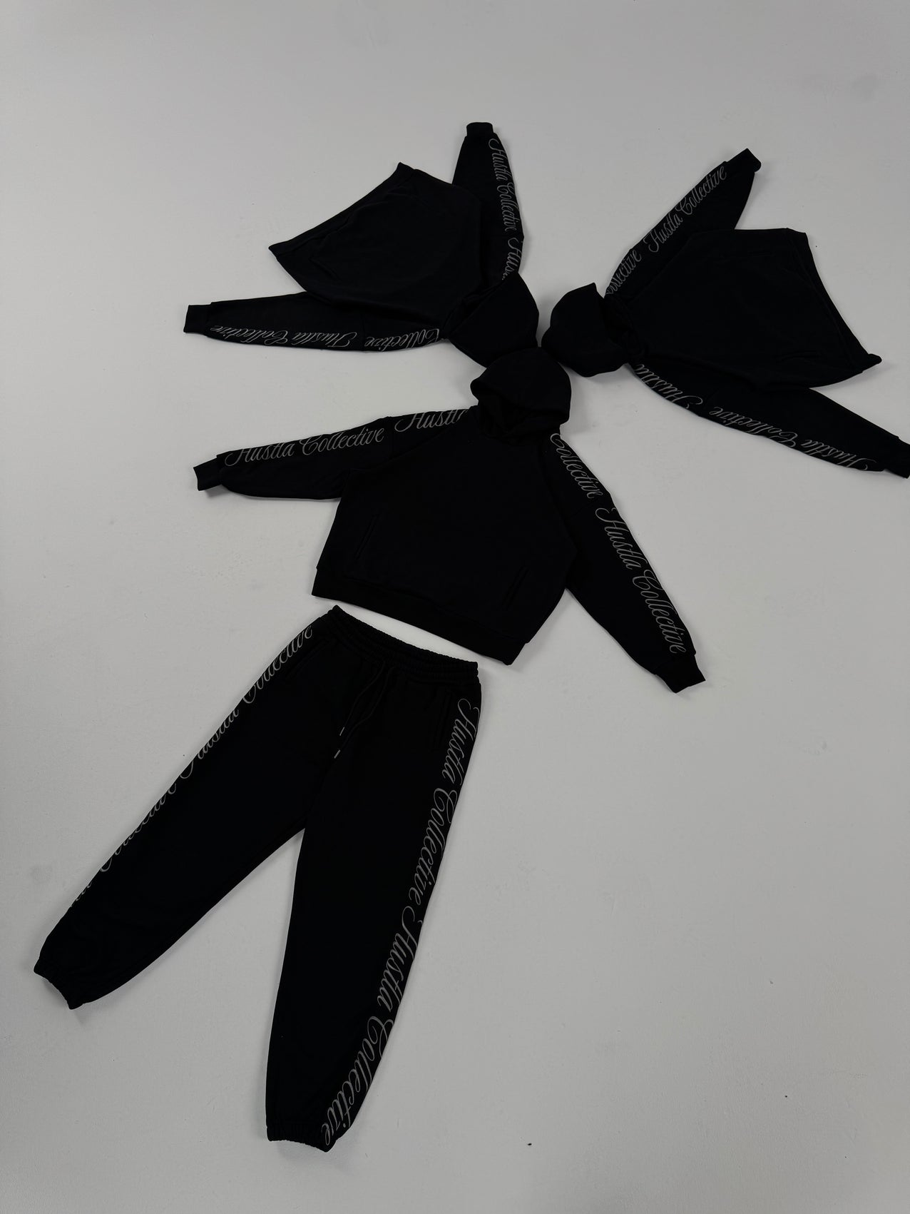 SIGNATURE PANTS - BLACK