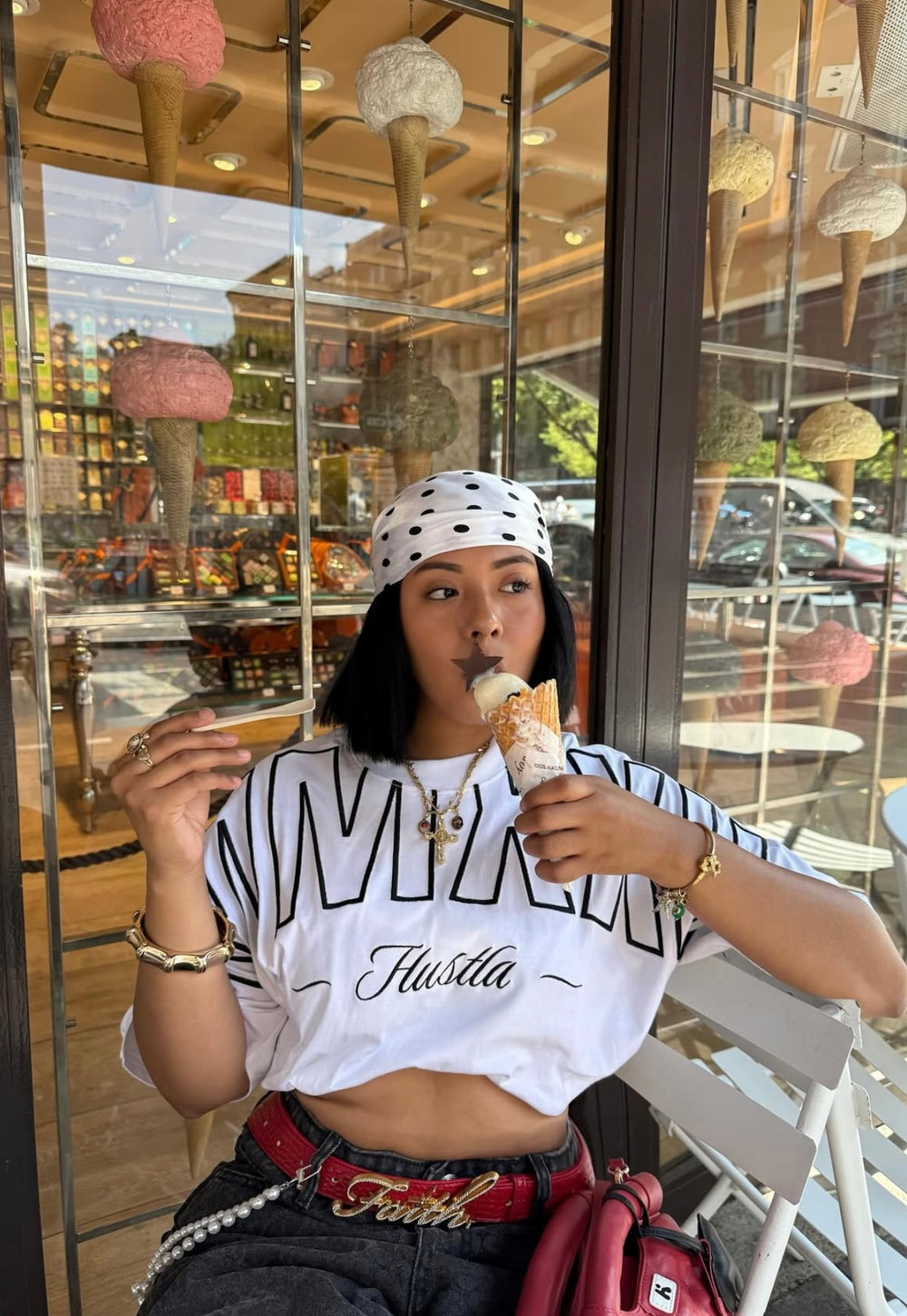@_j.anet__ wearing HUSTLA